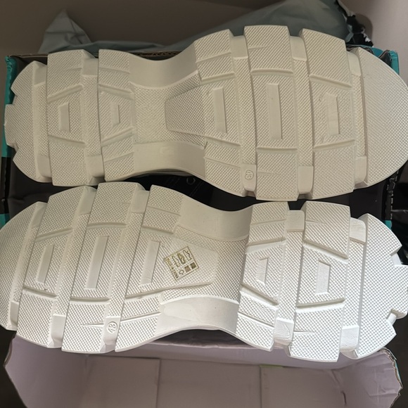 Brand New SLNU*3 Men's Fashion Sneakers - Picture 8 of 12